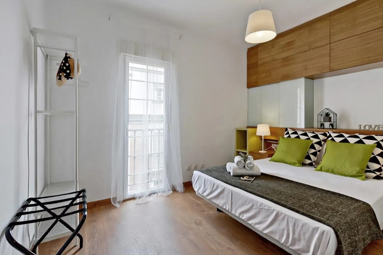 Del Parque Flats - Ollerias 3 Apartment Malaga 0*,  Spain